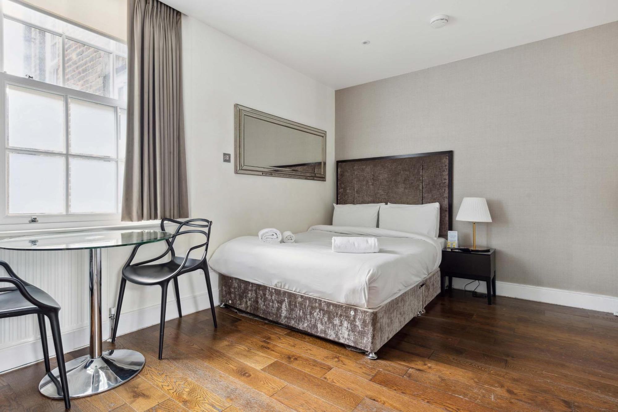 London Collection - Golden Square Soho Apartment Exterior photo