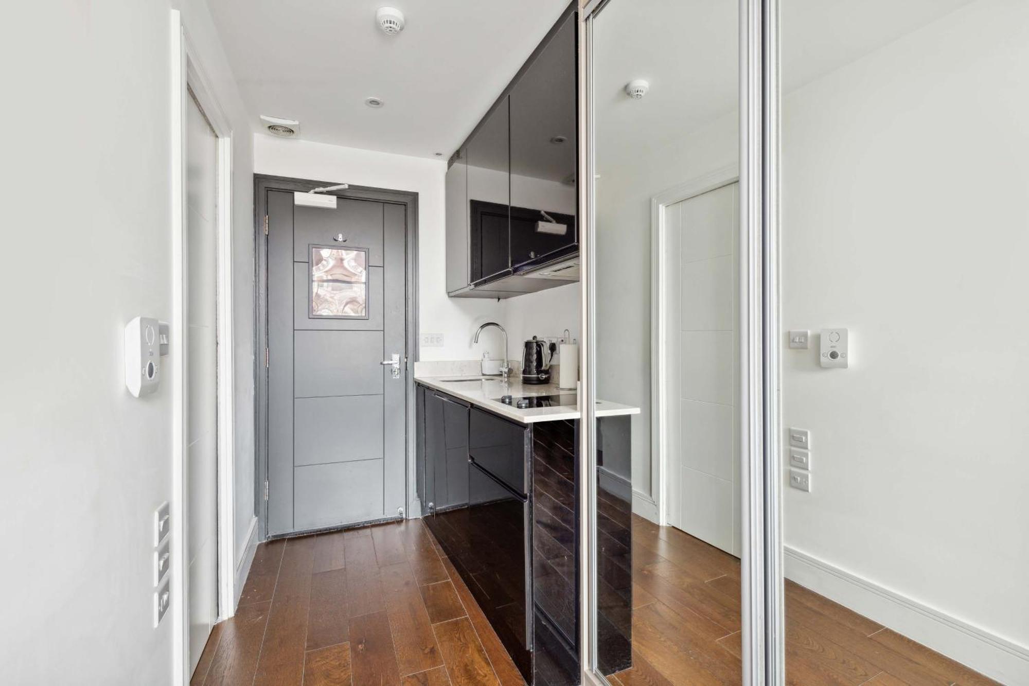 London Collection - Golden Square Soho Apartment Exterior photo